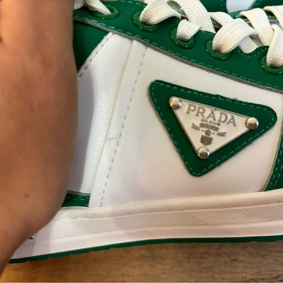 PRADA low top Leather Sneakers Green and white - Picture 9 of 11
